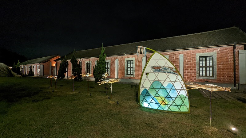 陳淑燕《帶著山的記憶,我們在此匯流交織,迎風航行》