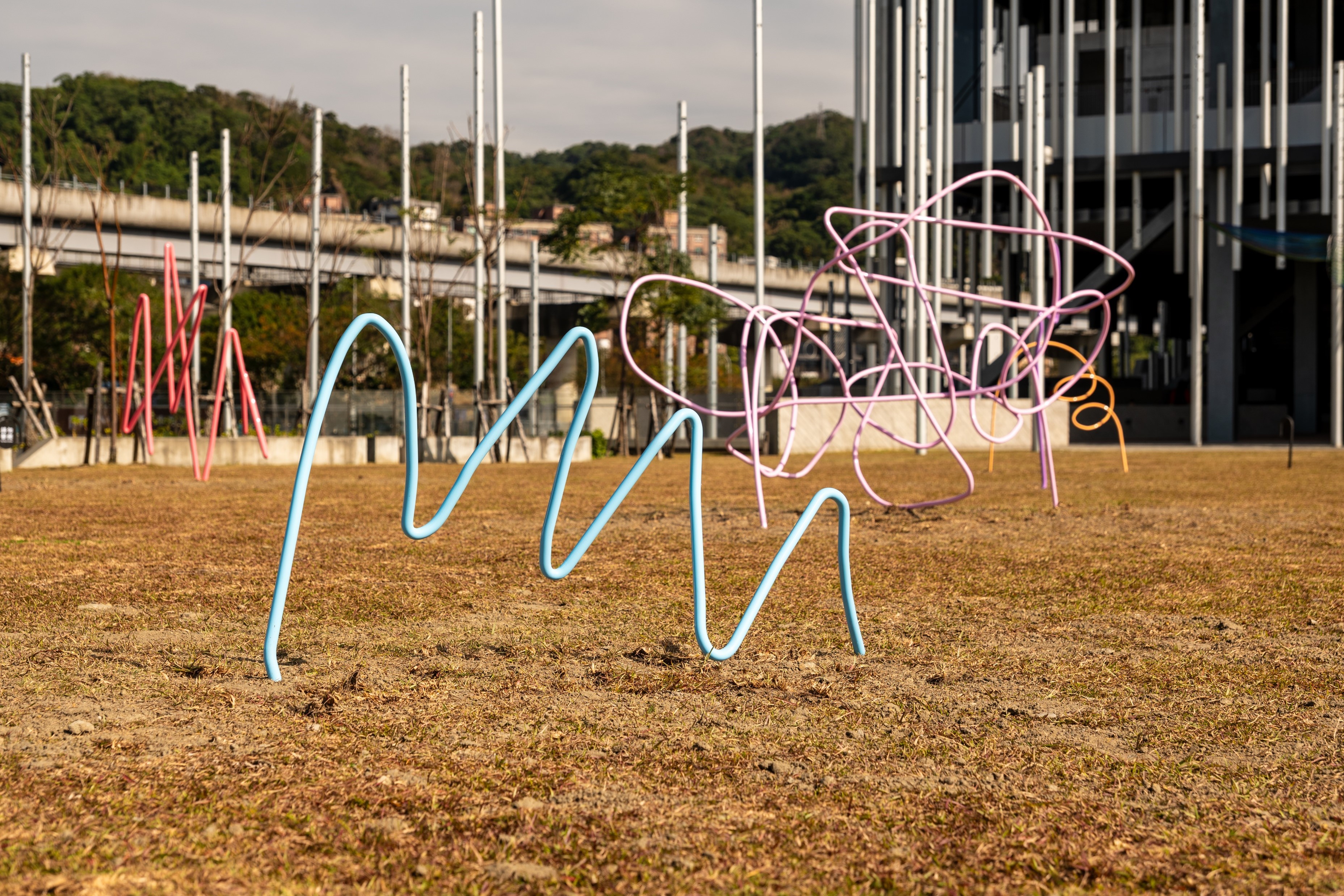 Picnic of the Colorful Pens